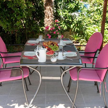 Bed & Breakfast Pino Podstrana Buitenkant foto